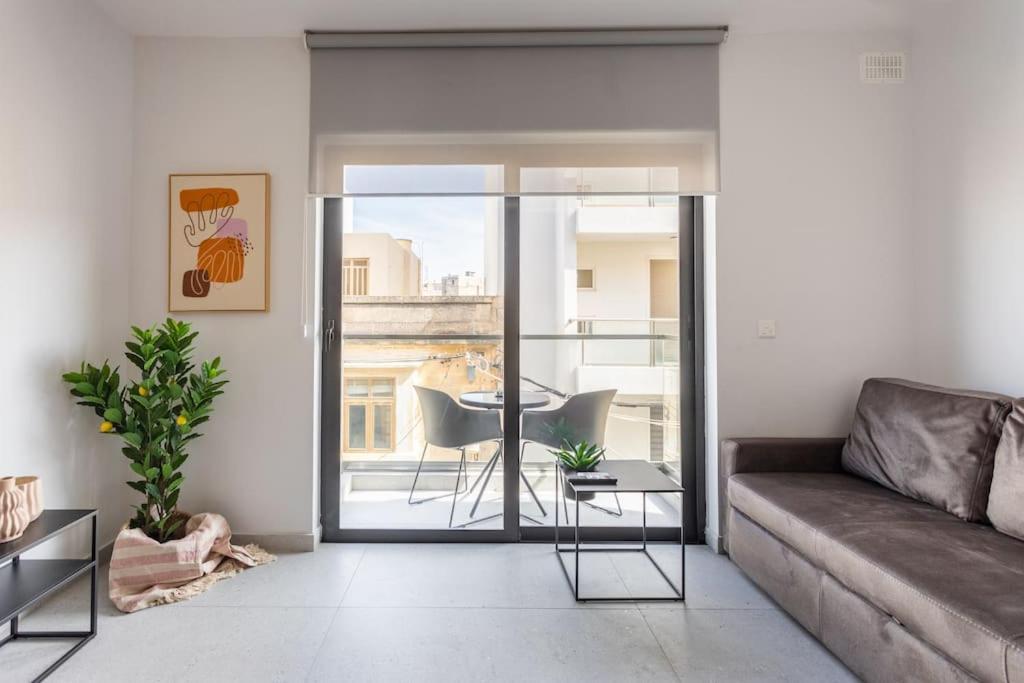 Sliema Boutique Apartments By Holi Екстер'єр фото