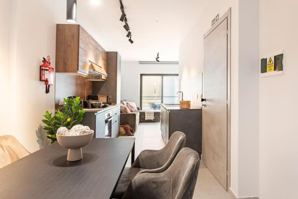 Sliema Boutique Apartments By Holi Екстер'єр фото