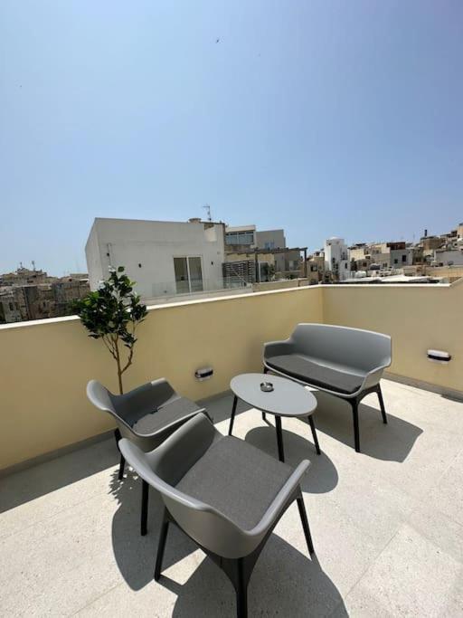 Sliema Boutique Apartments By Holi Номер фото