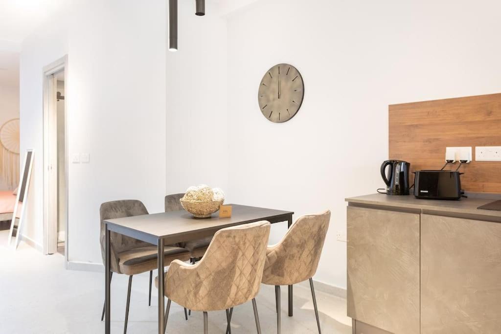 Sliema Boutique Apartments By Holi Номер фото